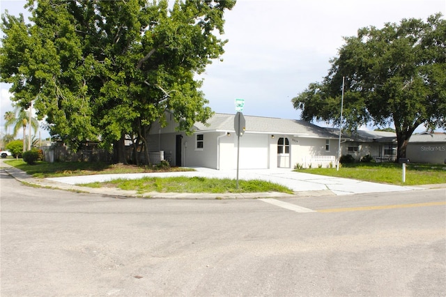 8829 Roble Way, Port Richey, FL 34668 - photo 52