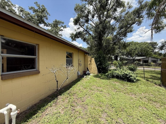8609 Fish Lake Rd, Tampa, FL 33619 - photo 36