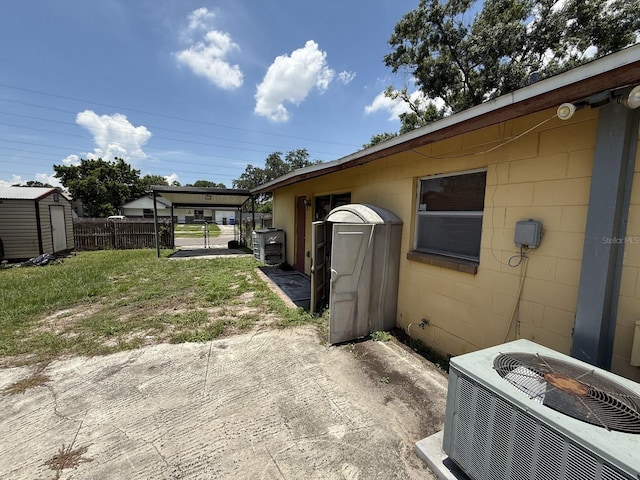 8609 Fish Lake Rd, Tampa, FL 33619 - photo 48