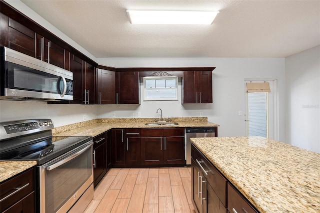 5317 Terraza Ct, Temple Terrace, FL 33617 - photo 12