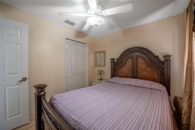 1100 Lowry Ave Unit 7, Lakeland, FL 33801 - bedroom featuring a closet and a ceiling fan