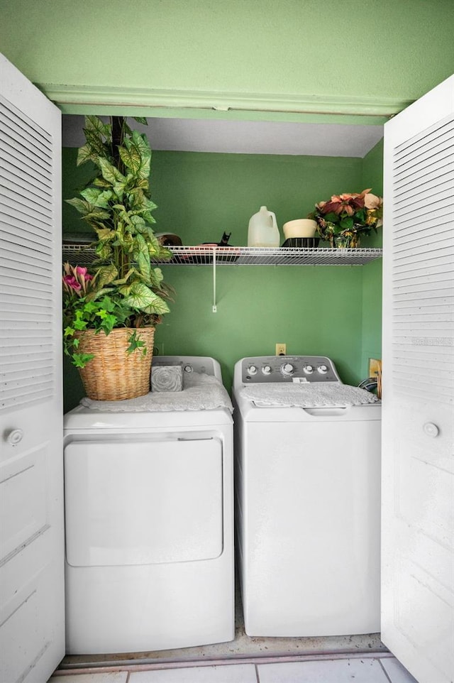 5265 E Bay Dr Unit 313, Clearwater, FL 33764 - washroom with washer and dryer