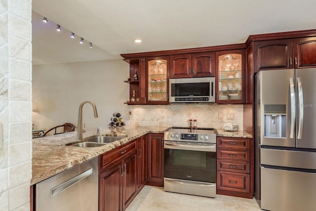 723 Merlins Ct, Tarpon Springs, FL 34689 - photo 10