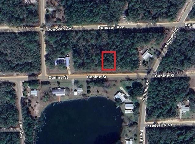 Canine St, Interlachen, FL 32148
