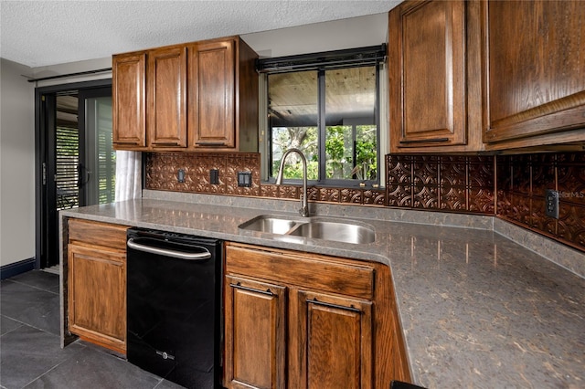 608 Timber Bay Cir E, Oldsmar, FL 34677 - photo 11