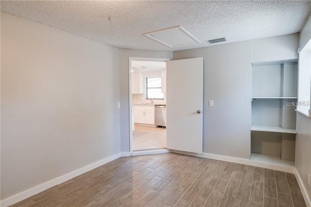9504 Woodborough Ct, Tampa, FL 33615 - photo 27