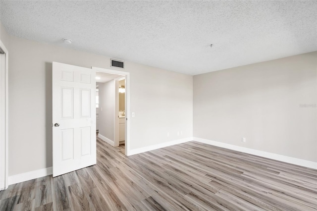 9213 Tudor Dr Unit B104, Tampa, FL 33615 - photo 17