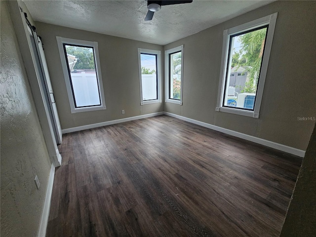 4943 Lake Charles Dr N, Kenneth City, FL 33709 - photo 14