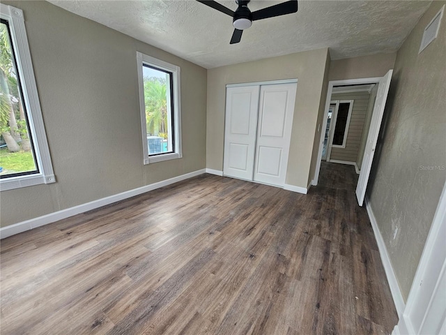 4943 Lake Charles Dr N, Kenneth City, FL 33709 - photo 15