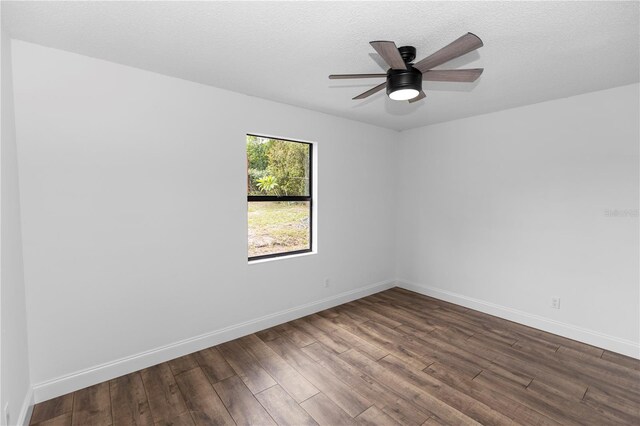 648 Tradewinds Dr, Deltona, FL 32738 - photo 13