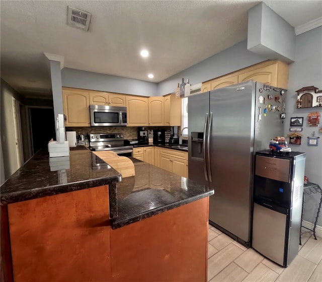 5928 Yorkshire Rd, Tampa, FL 33634 - photo 17