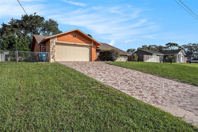 1161 Carmona Ave, Spring Hill, FL 34608 - photo 3