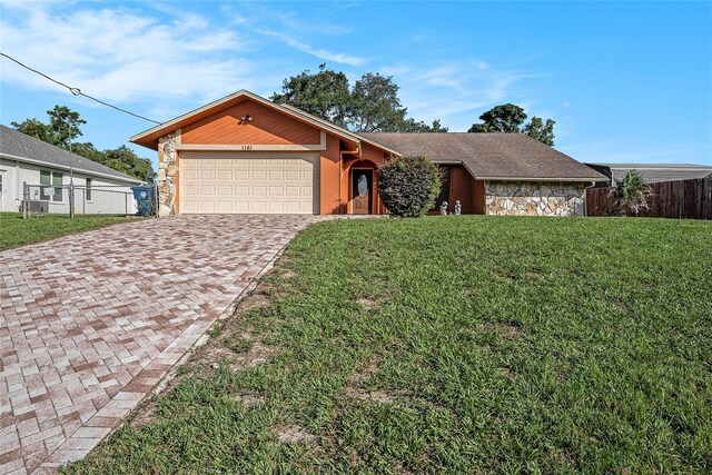 1161 Carmona Ave, Spring Hill, FL 34608 - photo 4