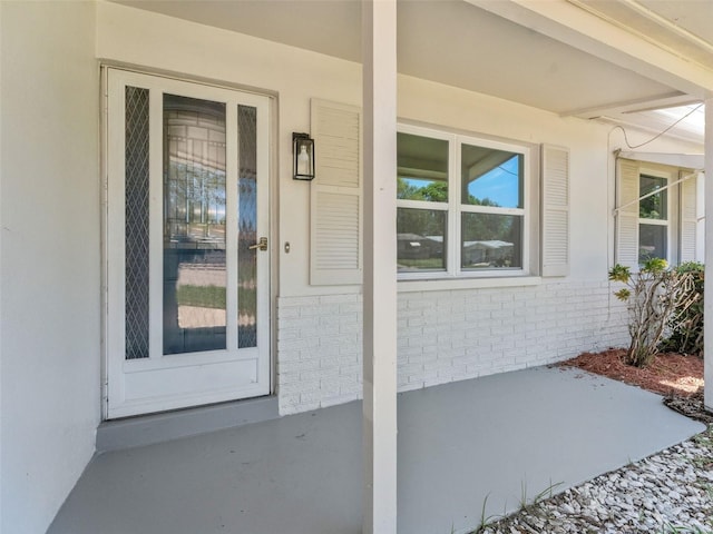 1024 San Marco Dr, Largo, FL 33770 - entrance to property featuring brick siding