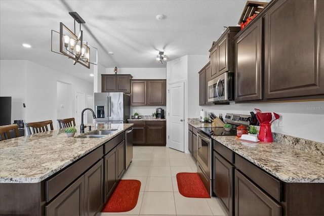 16612 Goose Ribbon Pl, Wimauma, FL 33598 - photo 8