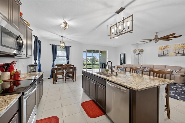 16612 Goose Ribbon Pl, Wimauma, FL 33598 - photo 9