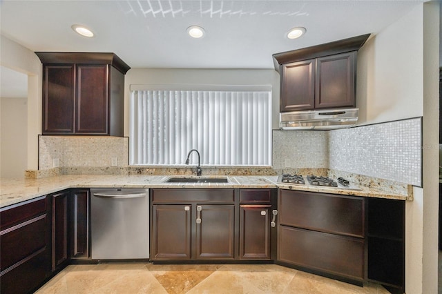 8764 Baywood Park Dr, Seminole, FL 33777 - photo 12