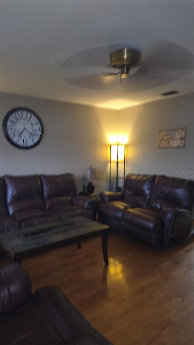 6405 Ambassador Dr, Tampa, FL 33615 - photo 3