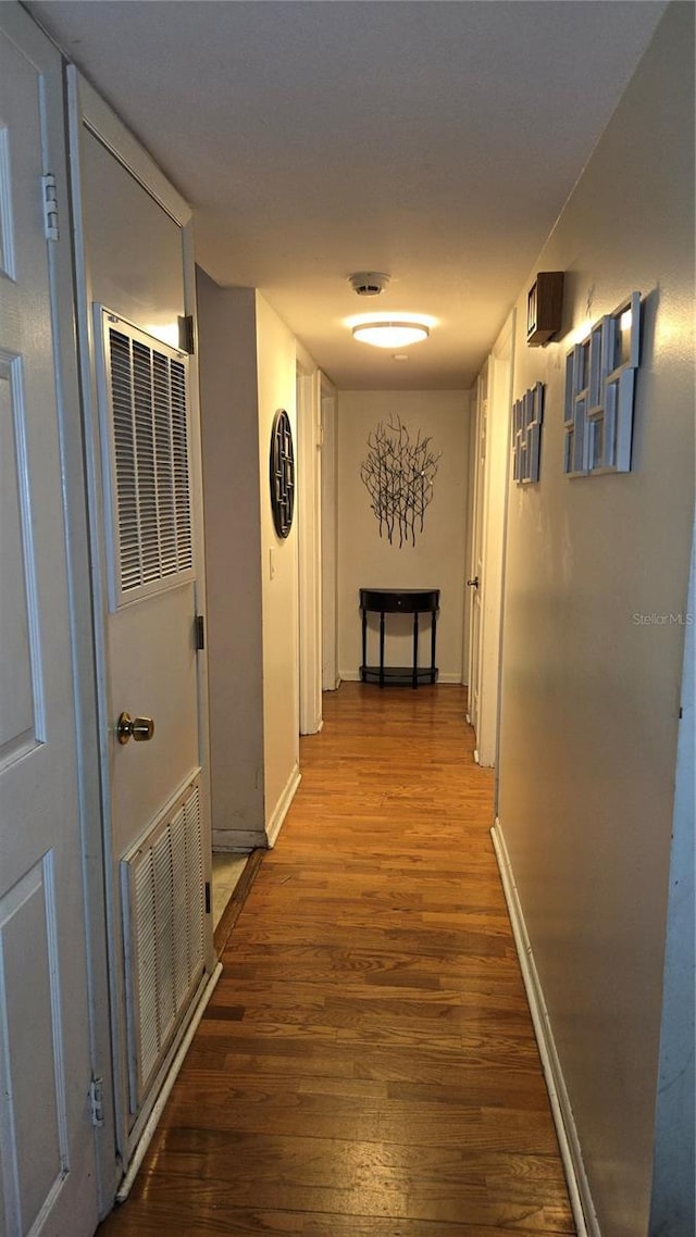 6405 Ambassador Dr, Tampa, FL 33615 - photo 8