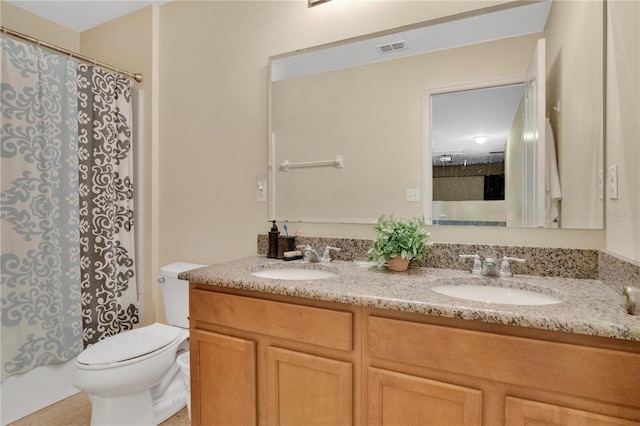 1037 Cypress Pointe Blvd, Davenport, FL 33896 - bathroom featuring double vanity and curtained shower