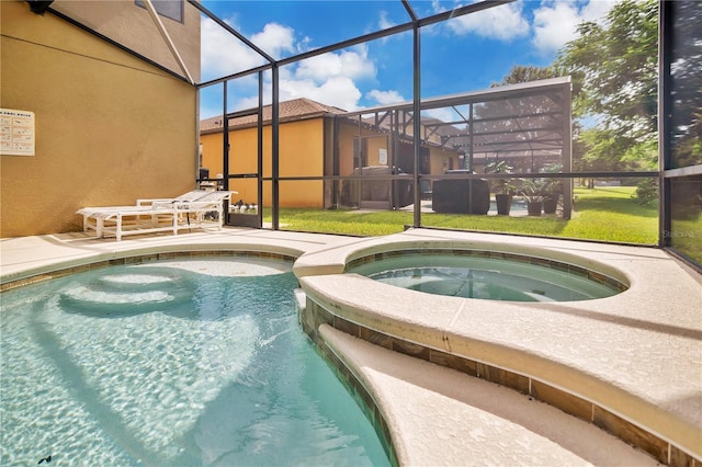 1037 Cypress Pointe Blvd, Davenport, FL 33896 - view of pool with a lanai, a pool with connected hot tub, a patio, and a lawn