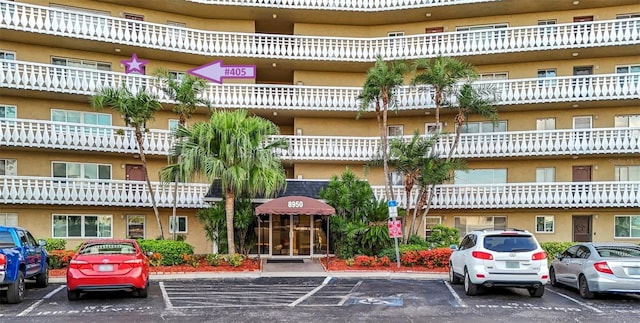 8950 Park Blvd Unit 405, Seminole, FL 33777 - photo 2