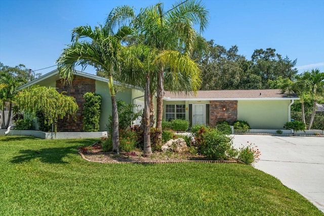 1468 Fairway Dr, Dunedin, FL 34698 - photo 1
