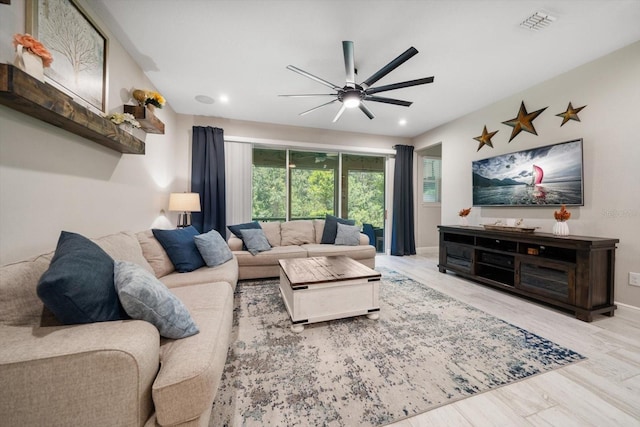 5857 Grand Sonata Ave, Lutz, FL 33558 - photo 4
