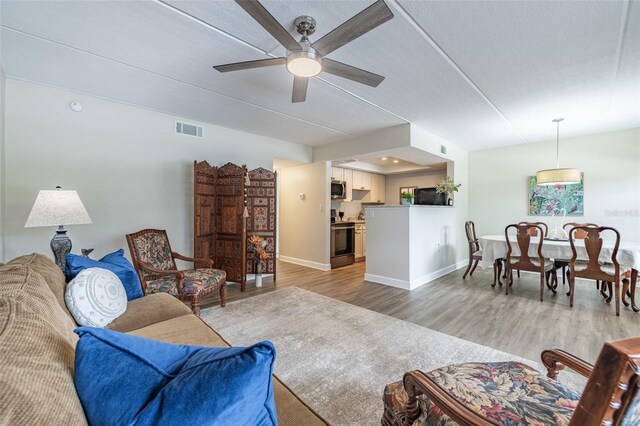 920 Virginia St Unit 207, Dunedin, FL 34698 - photo 7