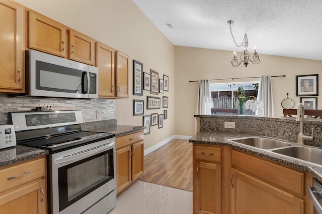 6210 Cannoli Pl, Riverview, FL 33578 - photo 8