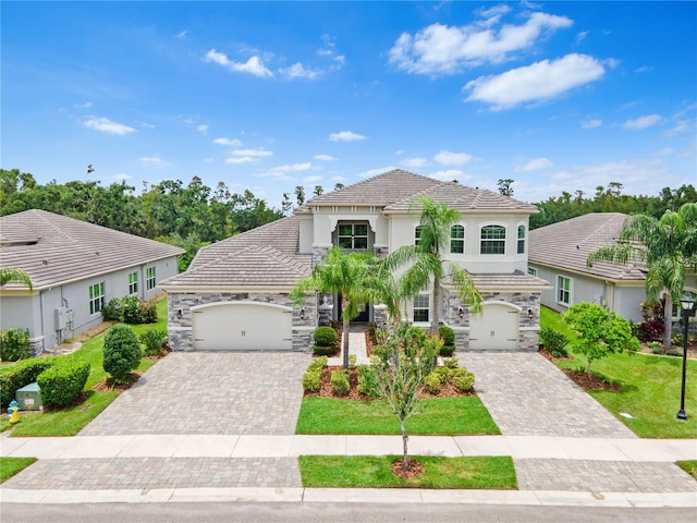2321 Hollow Forest Ct, Wesley Chapel, FL 33543 - photo 4
