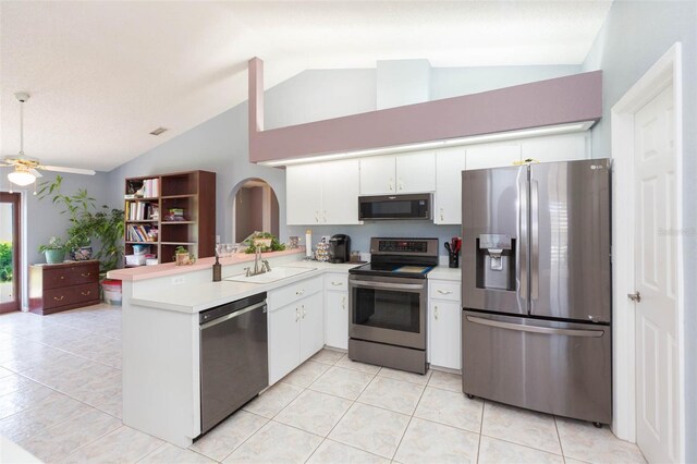 6208 Huntington Dr, Zephyrhills, FL 33542 - photo 17
