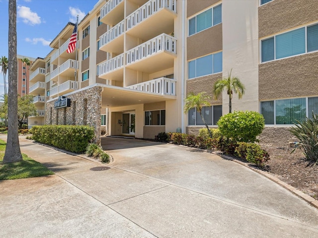 1200 N Shore Dr NE Unit 213, Saint Petersburg, FL 33701 - photo 2