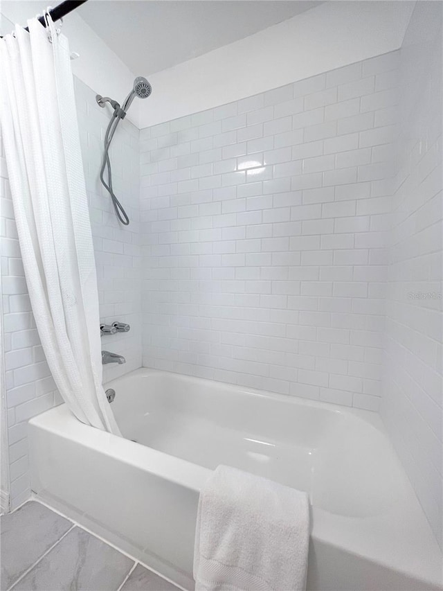 13344 Sorrento Dr, Largo, FL 33774 - full bathroom with shower / bath combo with shower curtain