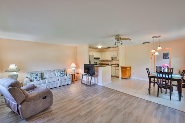 302 Canton Ct Unit 54, Sun City Center, FL 33573 - photo 4
