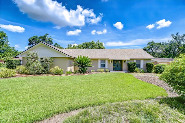 1807 Parkwood Dr, Valrico, FL 33594 - photo 1