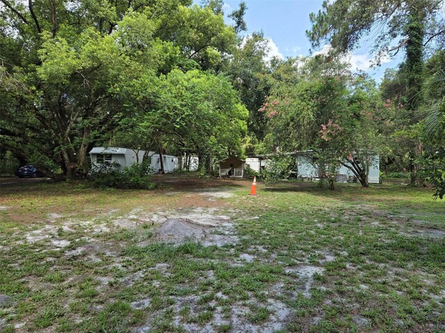 37742 Glades Ln, Zephyrhills, FL 33542 - photo 14
