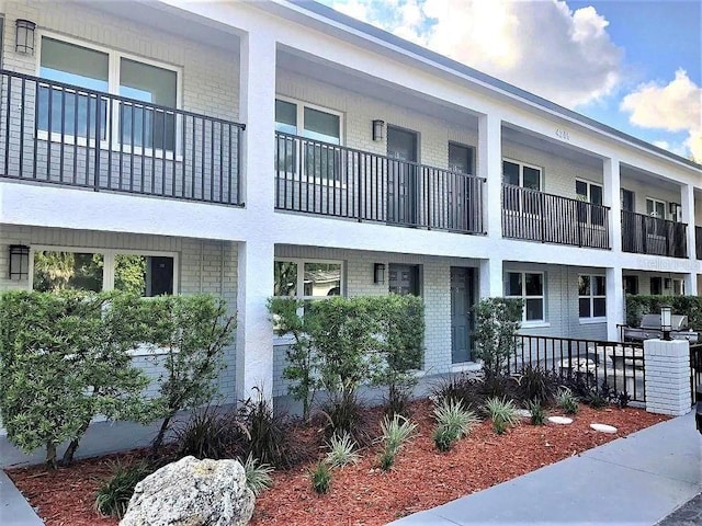 4200 1st St N, Saint Petersburg, FL 33703 - photo 2