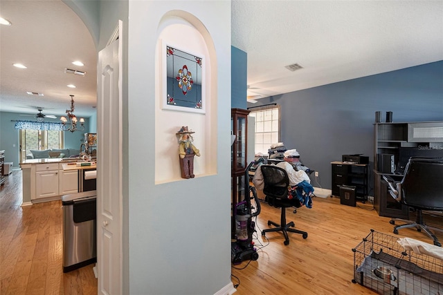 8125 Spirit Ct, Trinity, FL 34655 - photo 4