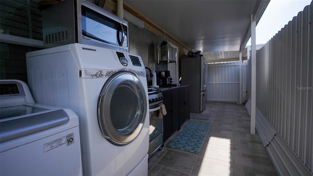 5605 Santa Monica Dr, Tampa, FL 33615 - photo 37