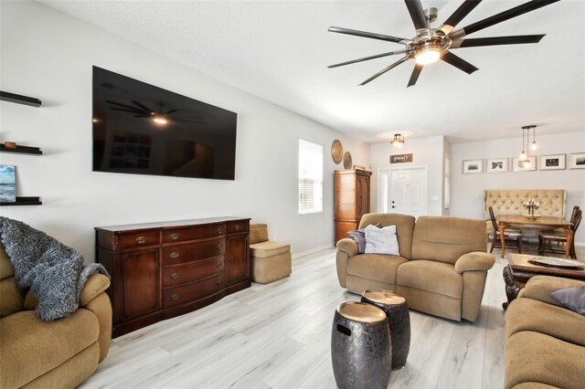 1116 Seminole Sky Dr, Ruskin, FL 33570 - photo 9