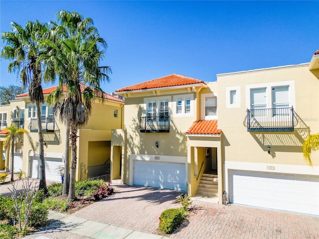 4847 W Flamingo Rd Unit 5, Tampa, FL 33611 - photo 1