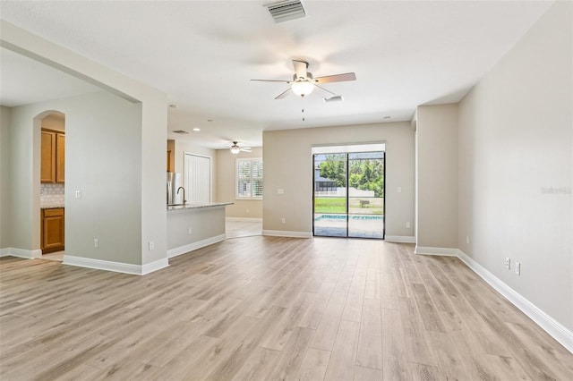 19932 Hidden Glen Dr, Land O Lakes, FL 34638 - photo 2
