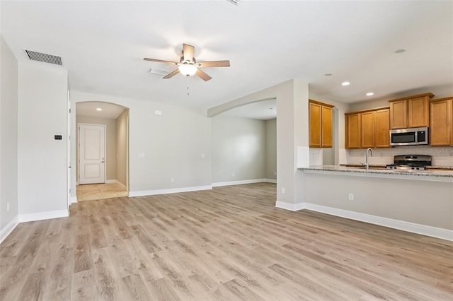19932 Hidden Glen Dr, Land O Lakes, FL 34638 - photo 6