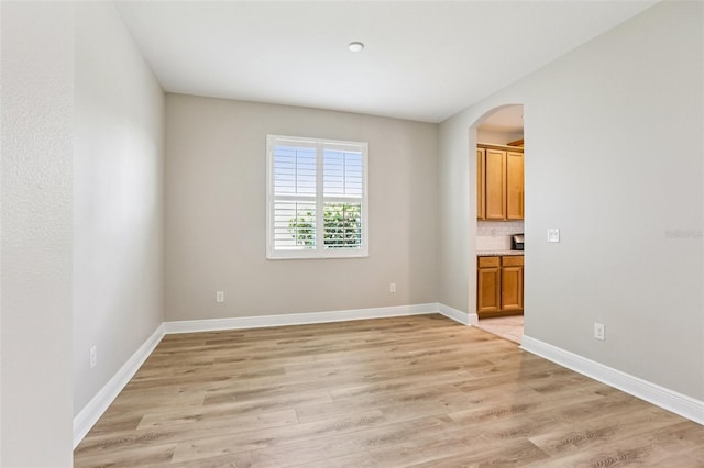 19932 Hidden Glen Dr, Land O Lakes, FL 34638 - photo 15
