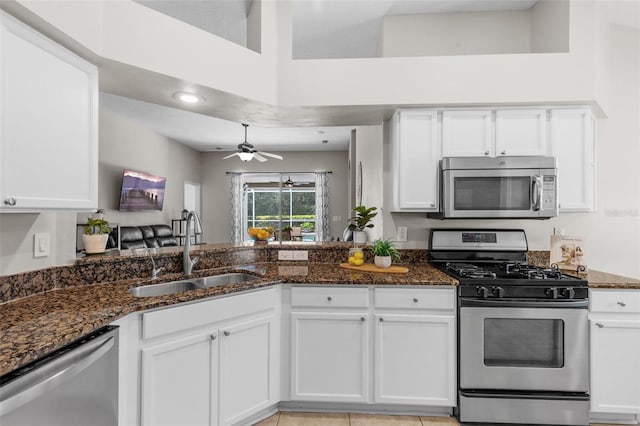 2540 Rosehaven Dr, Wesley Chapel, FL 33544 - photo 11
