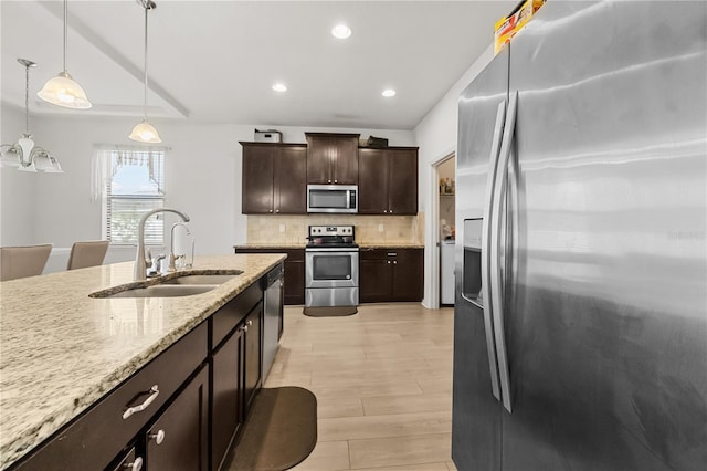 11841 Thicket Wood Dr, Riverview, FL 33579 - photo 16