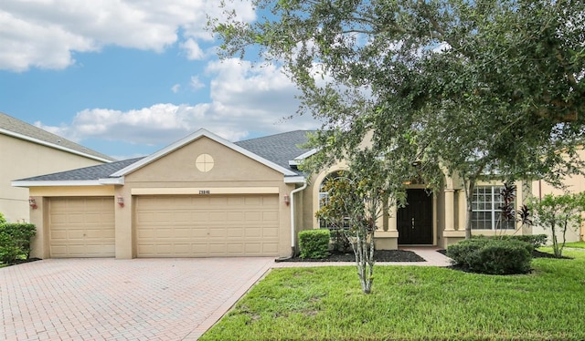29846 Boyette Oaks Pl, Wesley Chapel, FL 33545 - photo 1