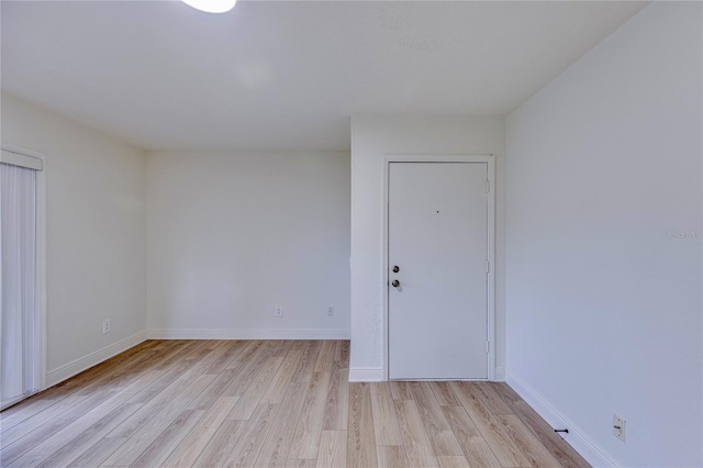 13718 Orange Sunset Dr Unit 202, Tampa, FL 33618 - photo 3