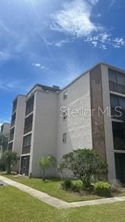 5541 Bay Blvd Unit 407, Port Richey, FL 34668 - photo 2